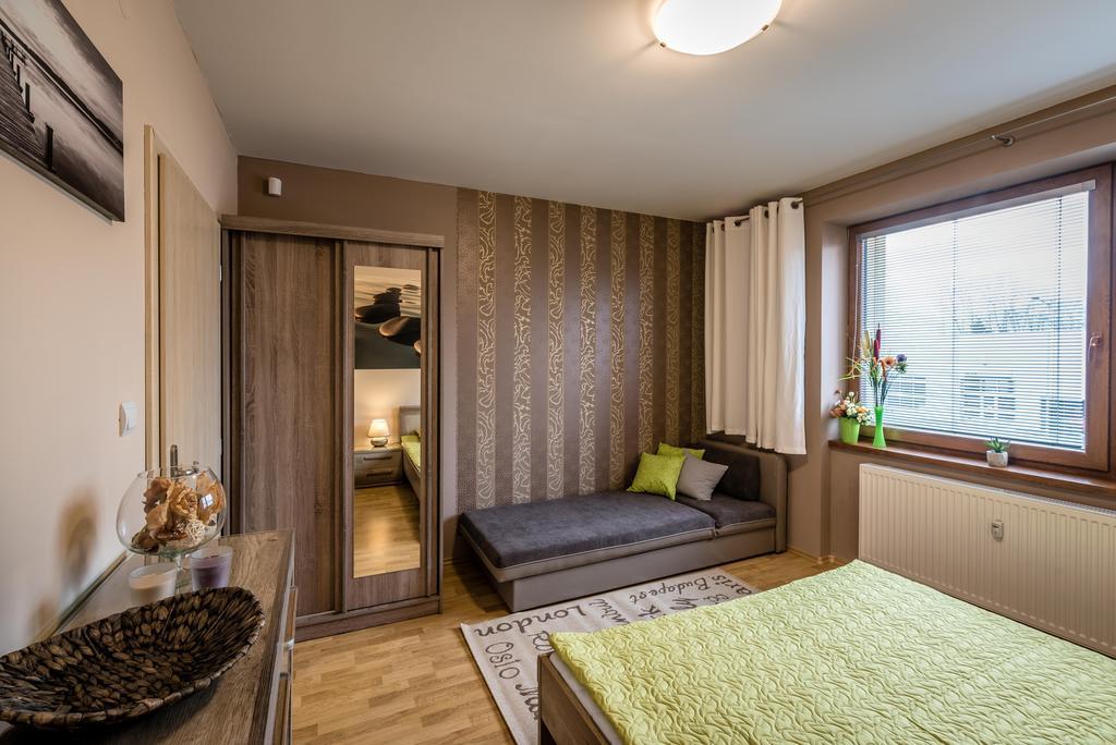 Apartman Elegance Liptovský Mikuláš Dış mekan fotoğraf