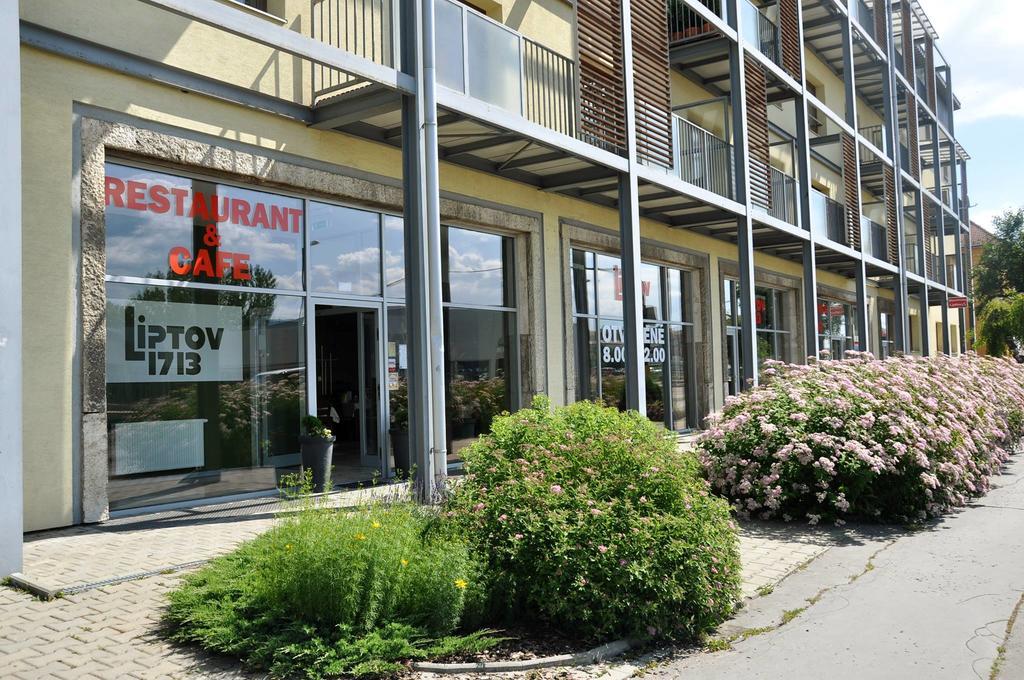 Apartman Elegance Liptovský Mikuláš Dış mekan fotoğraf